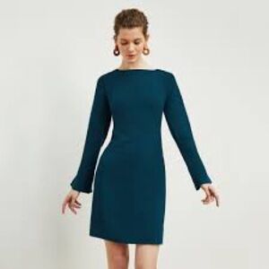 M.M. LaFleur The Regina Dress - Crepe in Rainforest